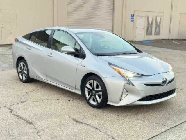 Серый Тойота Приус, объемом двигателя 1.8 л и пробегом 118 тыс. км за 7400 $, фото 2 на Automoto.ua