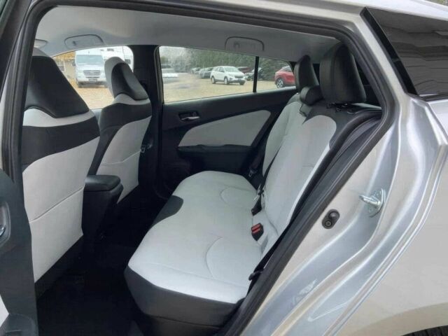 Серый Тойота Приус, объемом двигателя 1.8 л и пробегом 79 тыс. км за 11400 $, фото 9 на Automoto.ua