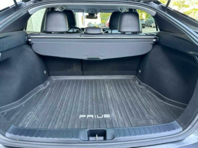 Тойота Приус 2018 в Черновцах на Automoto.ua Серый Тойота Приус, объемом двигателя 1.8 л и пробегом 36 тыс. км за 8000 $, фото 9 на Automoto.ua