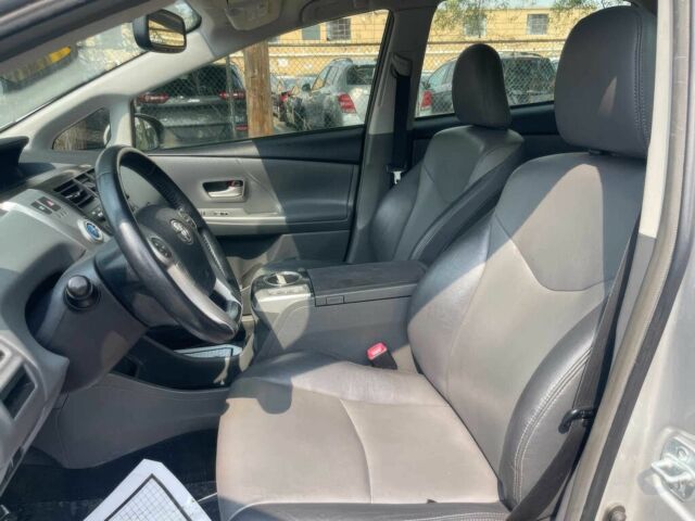 Тойота Приус 2014 в Житомире на Automoto.ua Серый Тойота Приус, объемом двигателя 1.8 л и пробегом 83 тыс. км за 3100 $, фото 9 на Automoto.ua