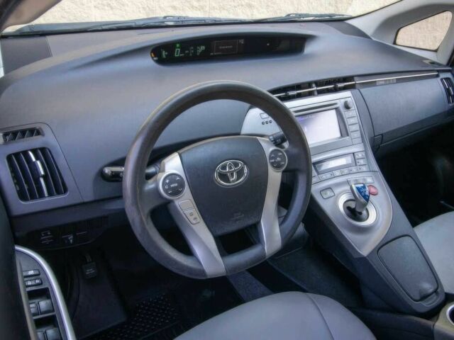 Сірий Тойота Пріус, об'ємом двигуна 1.8 л та пробігом 73 тис. км за 7200 $, фото 6 на Automoto.ua