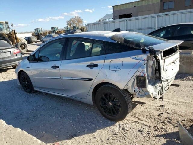 Серый Тойота Приус, объемом двигателя 1.8 л и пробегом 50 тыс. км за 5000 $, фото 1 на Automoto.ua