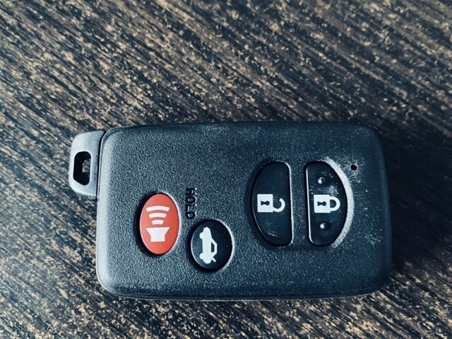 Синій Тойота Пріус, об'ємом двигуна 0 л та пробігом 123 тис. км за 9000 $, фото 4 на Automoto.ua