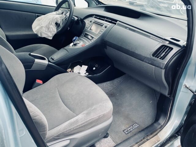 Синій Тойота Пріус, об'ємом двигуна 0 л та пробігом 123 тис. км за 9000 $, фото 10 на Automoto.ua