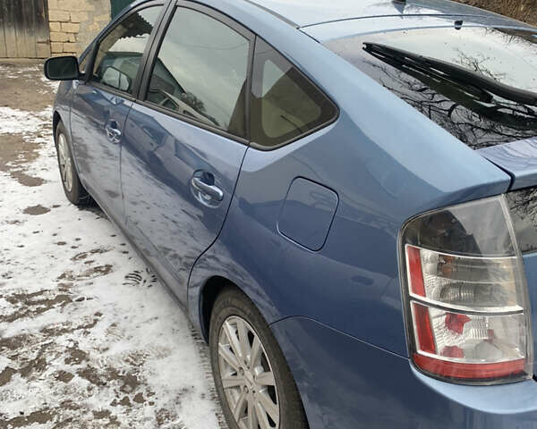 Синий Тойота Приус, объемом двигателя 1.5 л и пробегом 305 тыс. км за 8400 $, фото 6 на Automoto.ua