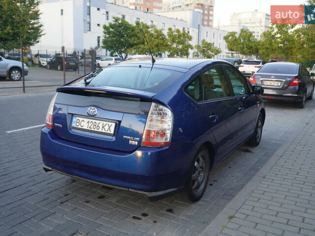 Синий Тойота Приус, объемом двигателя 1.5 л и пробегом 256 тыс. км за 6800 $, фото 6 на Automoto.ua