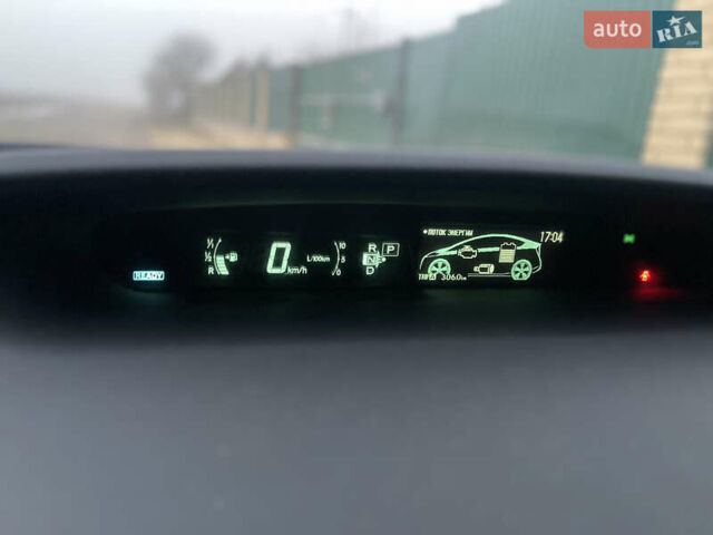 Синий Тойота Приус, объемом двигателя 1.8 л и пробегом 330 тыс. км за 9900 $, фото 13 на Automoto.ua