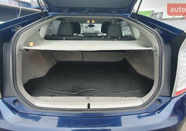 Синий Тойота Приус, объемом двигателя 1.8 л и пробегом 290 тыс. км за 12000 $, фото 16 на Automoto.ua