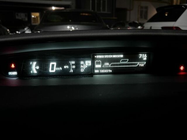 Синий Тойота Приус, объемом двигателя 1.8 л и пробегом 290 тыс. км за 10700 $, фото 19 на Automoto.ua