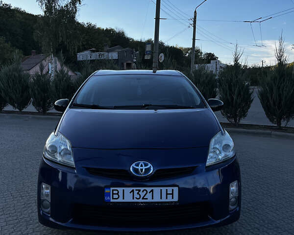 Синий Тойота Приус, объемом двигателя 1.8 л и пробегом 240 тыс. км за 9600 $, фото 2 на Automoto.ua