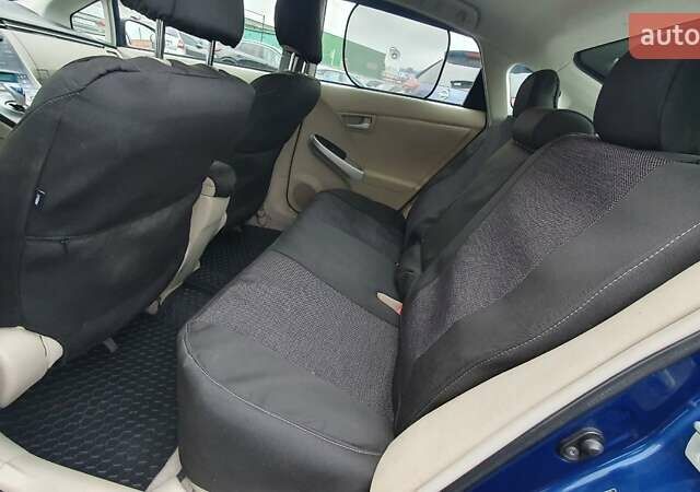 Синий Тойота Приус, объемом двигателя 1.8 л и пробегом 290 тыс. км за 12000 $, фото 14 на Automoto.ua