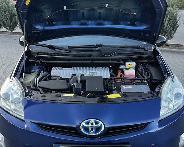 Синий Тойота Приус, объемом двигателя 1.8 л и пробегом 240 тыс. км за 9600 $, фото 14 на Automoto.ua