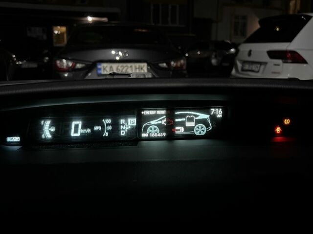 Синий Тойота Приус, объемом двигателя 1.8 л и пробегом 290 тыс. км за 10700 $, фото 20 на Automoto.ua