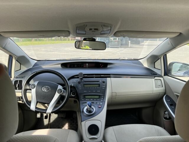 Синий Тойота Приус, объемом двигателя 1.8 л и пробегом 290 тыс. км за 9300 $, фото 7 на Automoto.ua