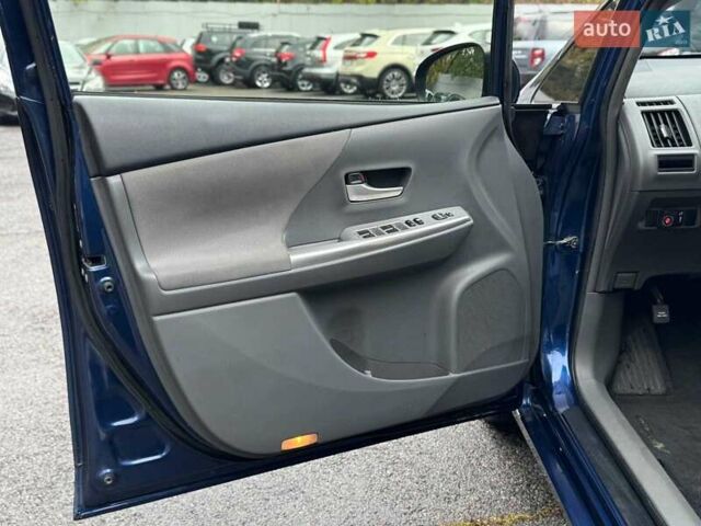 Синий Тойота Приус, объемом двигателя 1.8 л и пробегом 315 тыс. км за 10290 $, фото 17 на Automoto.ua