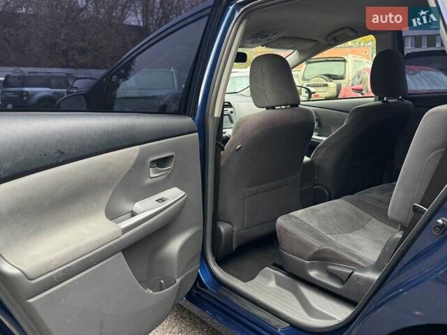 Синий Тойота Приус, объемом двигателя 1.8 л и пробегом 315 тыс. км за 10290 $, фото 31 на Automoto.ua