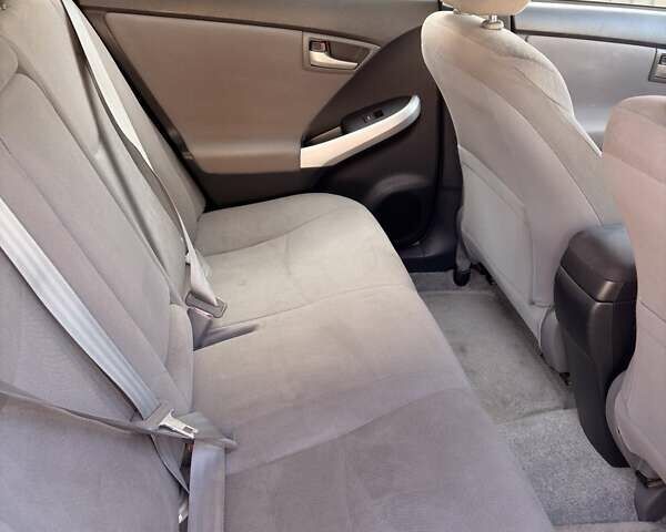Синій Тойота Пріус, об'ємом двигуна 1.8 л та пробігом 280 тис. км за 10500 $, фото 17 на Automoto.ua