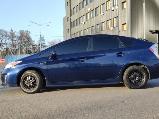 Синий Тойота Приус, объемом двигателя 0.18 л и пробегом 240 тыс. км за 9000 $, фото 4 на Automoto.ua