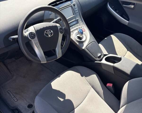 Синій Тойота Пріус, об'ємом двигуна 1.8 л та пробігом 280 тис. км за 10500 $, фото 8 на Automoto.ua