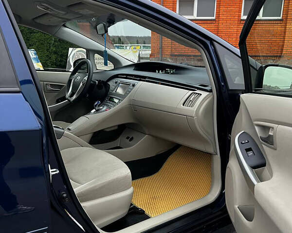 Синій Тойота Пріус, об'ємом двигуна 1.8 л та пробігом 125 тис. км за 13000 $, фото 32 на Automoto.ua