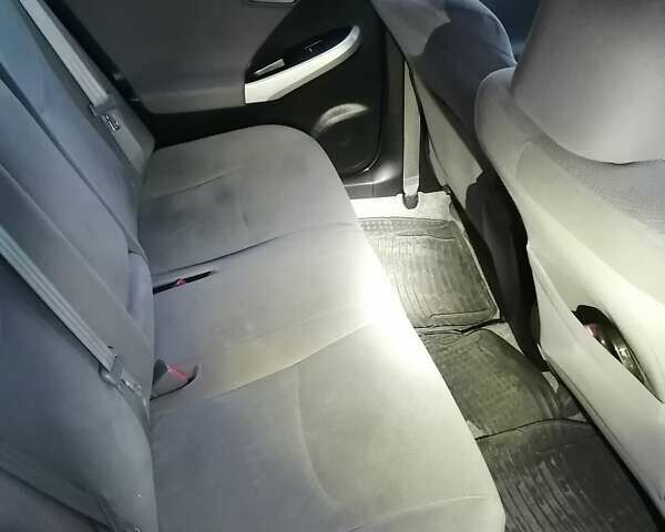 Синий Тойота Приус, объемом двигателя 1.8 л и пробегом 337 тыс. км за 11200 $, фото 8 на Automoto.ua