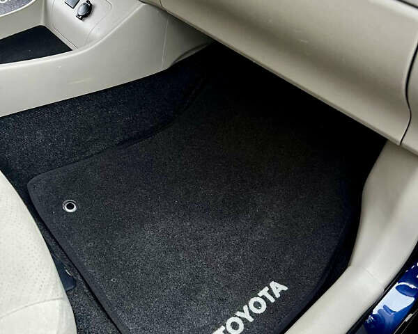 Синій Тойота Пріус, об'ємом двигуна 1.8 л та пробігом 125 тис. км за 13000 $, фото 24 на Automoto.ua