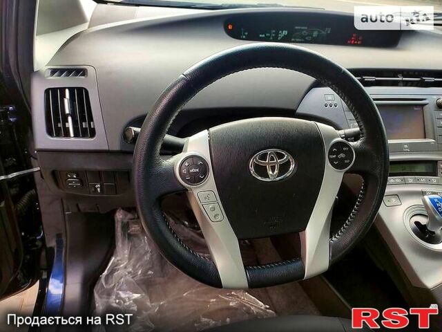 Тойота Приус 2014 в Одессе на Automoto.ua Синий Тойота Приус, объемом двигателя 1.8 л и пробегом 262 тыс. км за 11700 $, фото 8 на Automoto.ua