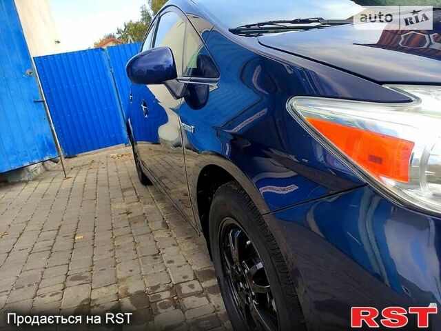 Тойота Приус 2014 в Одессе на Automoto.ua Синий Тойота Приус, объемом двигателя 1.8 л и пробегом 262 тыс. км за 11700 $, фото 2 на Automoto.ua