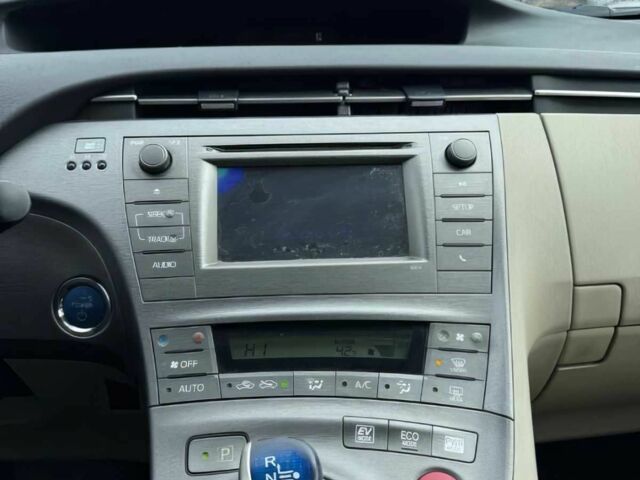 Синий Тойота Приус, объемом двигателя 1.8 л и пробегом 86 тыс. км за 3400 $, фото 10 на Automoto.ua