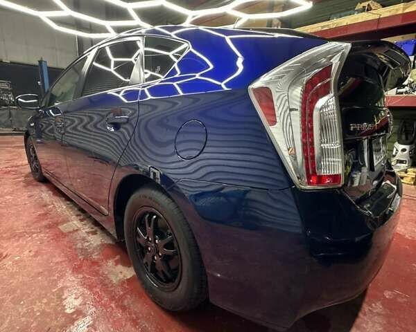 Синій Тойота Пріус, об'ємом двигуна 1.8 л та пробігом 200 тис. км за 10000 $, фото 6 на Automoto.ua