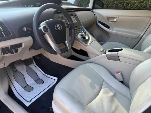 Синий Тойота Приус, объемом двигателя 1.8 л и пробегом 79 тыс. км за 8900 $, фото 8 на Automoto.ua