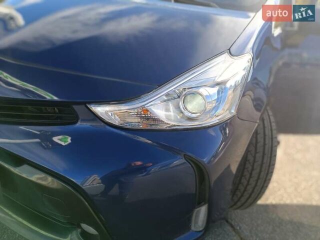 Синий Тойота Приус, объемом двигателя 1.8 л и пробегом 168 тыс. км за 18000 $, фото 20 на Automoto.ua