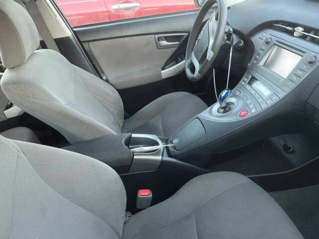 Синий Тойота Приус, объемом двигателя 1.8 л и пробегом 139 тыс. км за 10700 $, фото 8 на Automoto.ua