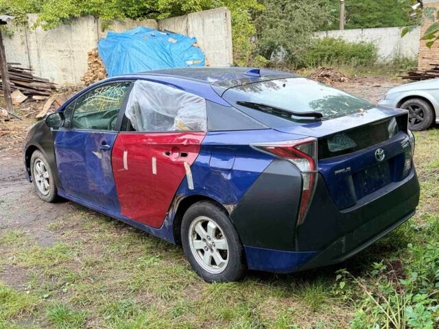 Синий Тойота Приус, объемом двигателя 1.8 л и пробегом 341 тыс. км за 10999 $, фото 3 на Automoto.ua