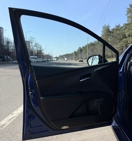 Синий Тойота Приус, объемом двигателя 1.8 л и пробегом 139 тыс. км за 16000 $, фото 13 на Automoto.ua