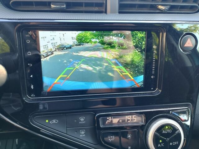 Синий Тойота Приус, объемом двигателя 1.5 л и пробегом 70 тыс. км за 11400 $, фото 6 на Automoto.ua