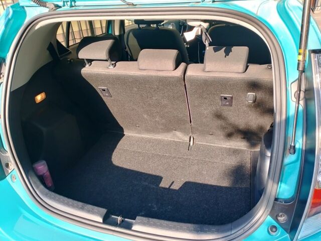 Синий Тойота Приус, объемом двигателя 1.5 л и пробегом 70 тыс. км за 11400 $, фото 8 на Automoto.ua