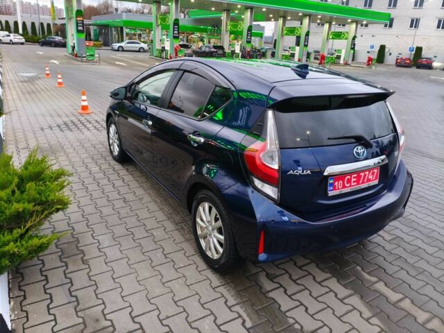 Синий Тойота Приус, объемом двигателя 1.5 л и пробегом 77 тыс. км за 12500 $, фото 4 на Automoto.ua