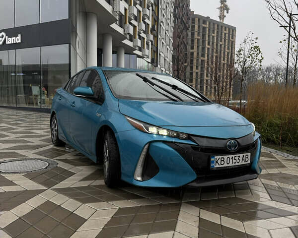 Синий Тойота Приус, объемом двигателя 1.8 л и пробегом 60 тыс. км за 20000 $, фото 2 на Automoto.ua