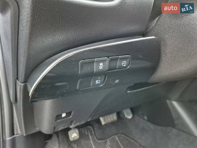 Синій Тойота Пріус, об'ємом двигуна 1.8 л та пробігом 6 тис. км за 19999 $, фото 40 на Automoto.ua