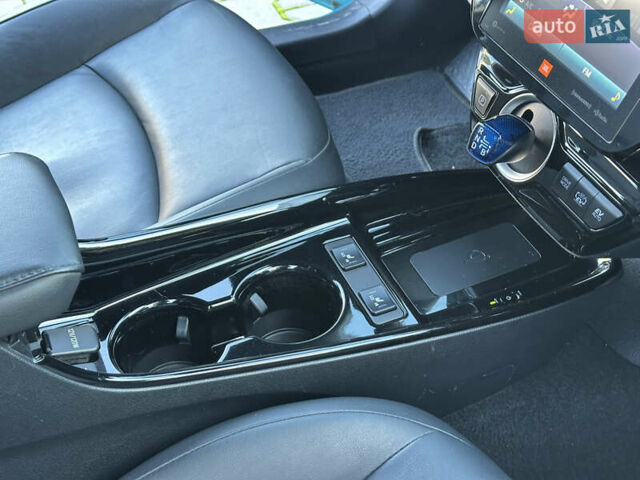 Синий Тойота Приус, объемом двигателя 1.8 л и пробегом 105 тыс. км за 20500 $, фото 41 на Automoto.ua