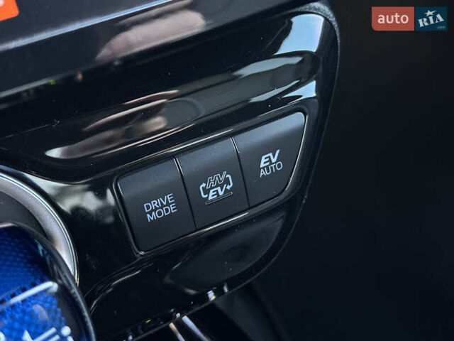 Синий Тойота Приус, объемом двигателя 1.8 л и пробегом 105 тыс. км за 20500 $, фото 55 на Automoto.ua