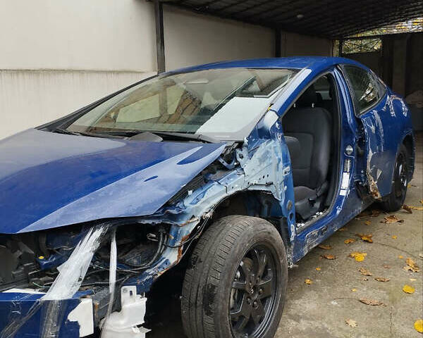 Синий Тойота Приус, объемом двигателя 1.99 л и пробегом 45 тыс. км за 16500 $, фото 3 на Automoto.ua