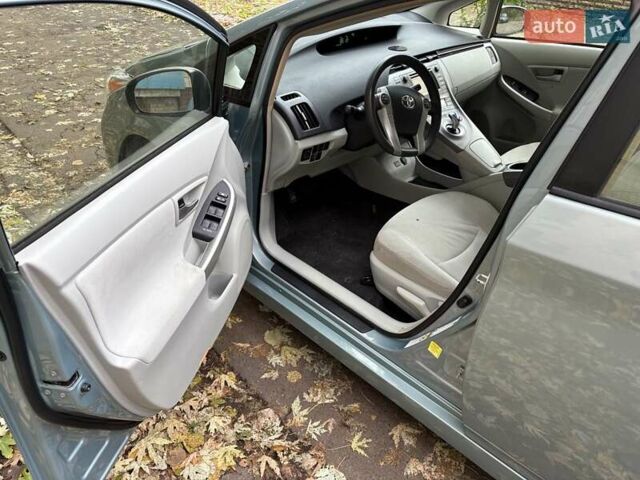 Зелений Тойота Пріус, об'ємом двигуна 1.8 л та пробігом 202 тис. км за 12500 $, фото 4 на Automoto.ua