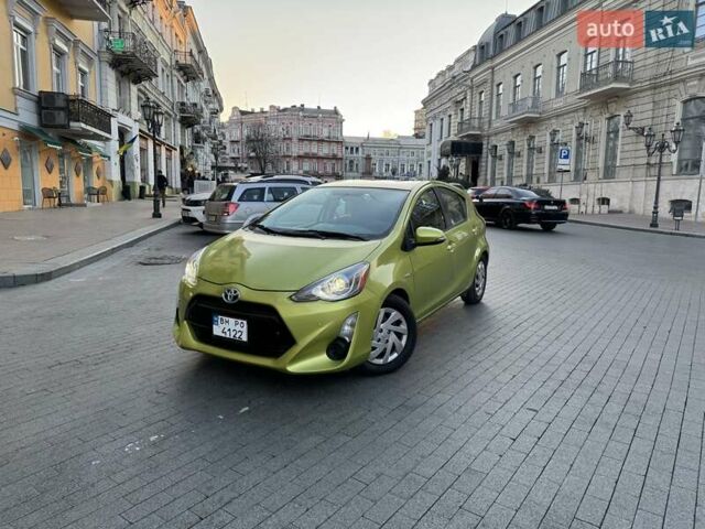 Зеленый Тойота Приус, объемом двигателя 1.5 л и пробегом 135 тыс. км за 12500 $, фото 28 на Automoto.ua