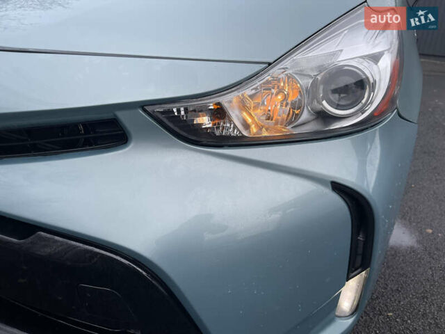 Зеленый Тойота Приус, объемом двигателя 1.8 л и пробегом 260 тыс. км за 15999 $, фото 6 на Automoto.ua