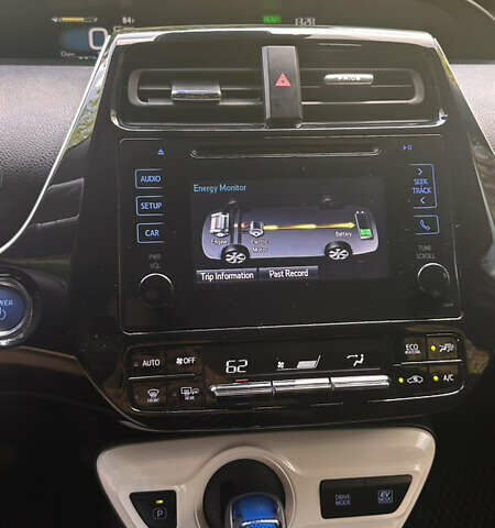 Зелений Тойота Пріус, об'ємом двигуна 1.8 л та пробігом 110 тис. км за 16000 $, фото 14 на Automoto.ua