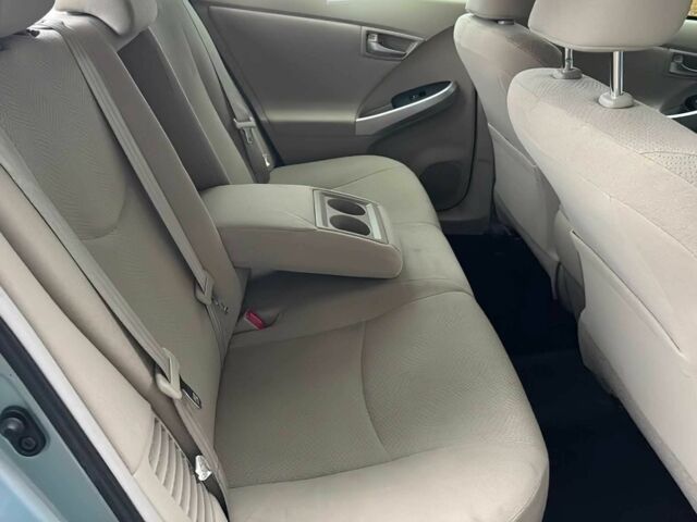 Тойота Приус 2014 в Одессе на Automoto.ua Зеленый Тойота Приус, объемом двигателя 1.8 л и пробегом 81 тыс. км за 12100 $, фото 11 на Automoto.ua