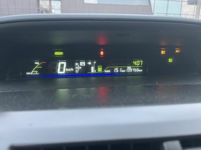 Зеленый Тойота Приус, объемом двигателя 0 л и пробегом 140 тыс. км за 13000 $, фото 6 на Automoto.ua