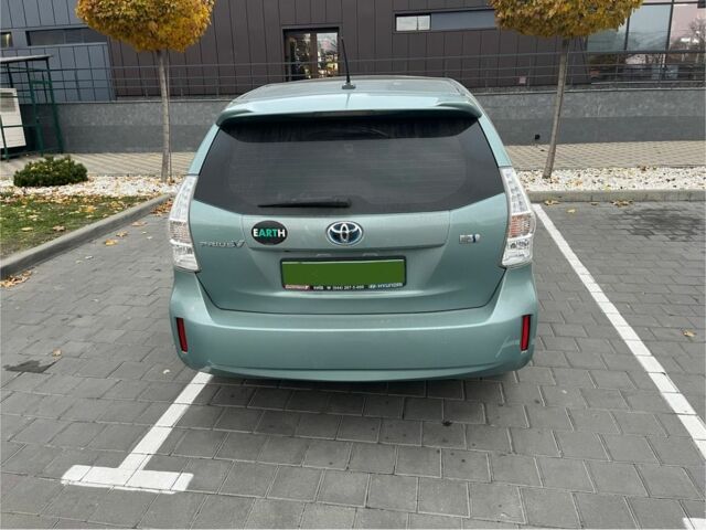 Зеленый Тойота Приус, объемом двигателя 0 л и пробегом 140 тыс. км за 13000 $, фото 1 на Automoto.ua